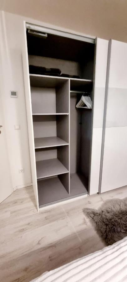 New Modern Selfcheckin Publicfreeparking Highspeed Wifi Kingsizebed Apartment Baden-Baden