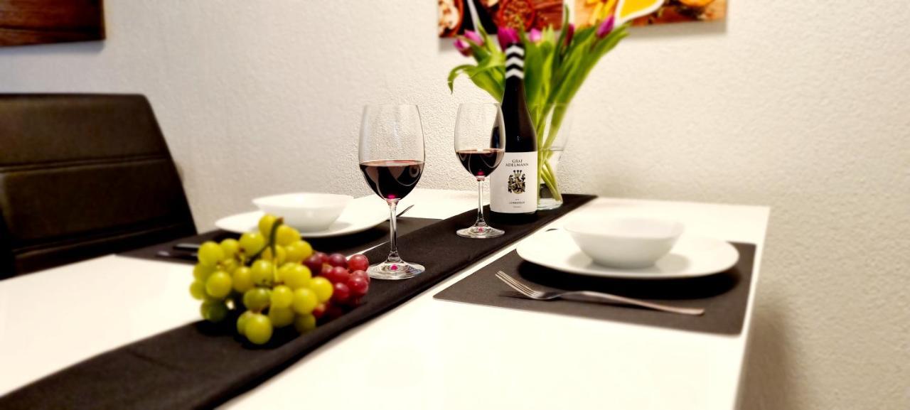 New Modern Selfcheckin Publicfreeparking Highspeed Wifi Kingsizebed Apartment Baden-Baden