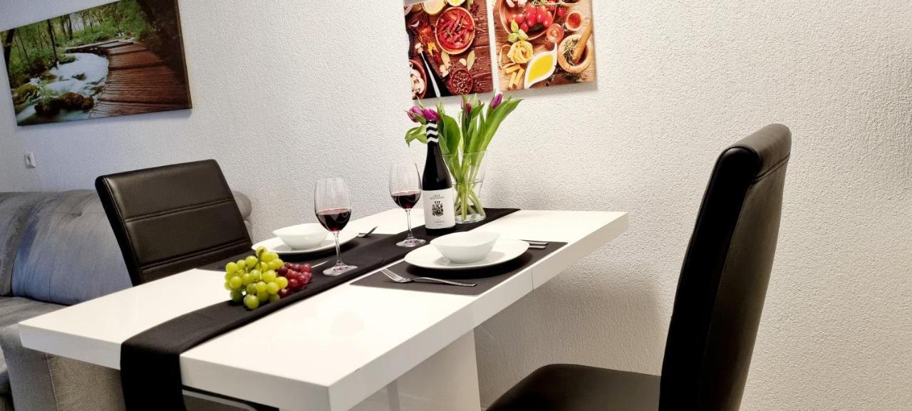New Modern Selfcheckin Publicfreeparking Highspeed Wifi Kingsizebed Apartment Baden-Baden